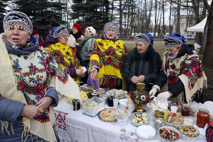 Rēzeknē svinēja tradicionālos slāvu tautību svētkus Rēzeknē svinēja tradicionālos slāvu tautību svētkus
