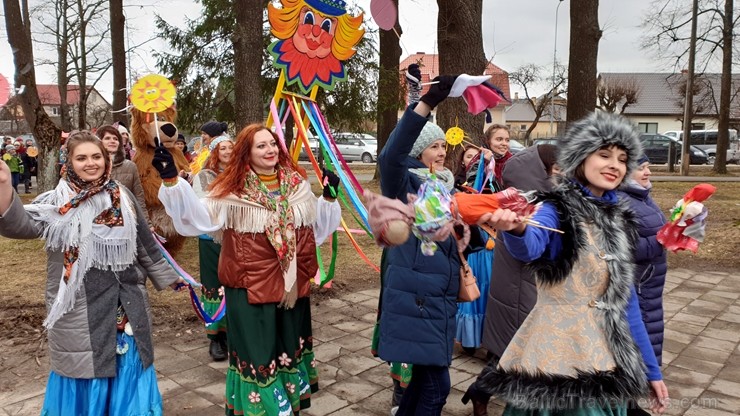 Rēzeknē svinēja tradicionālos slāvu tautību svētkus 