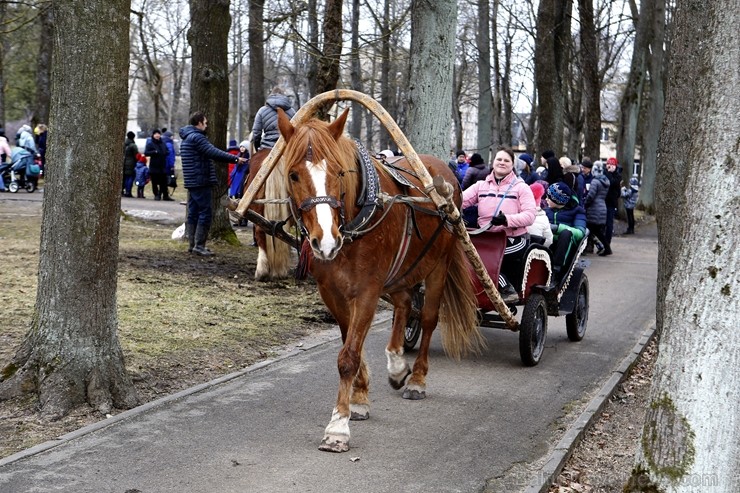 Rēzeknē svinēja tradicionālos slāvu tautību svētkus Rēzeknē svinēja tradicionālos slāvu tautību svētkus