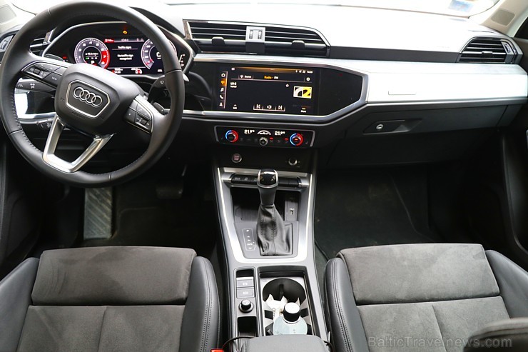 Travelnews.lv ar jauno «Audi Q3» apceļo Rīgu, Adažus, Ikšķili un Kuldīgu 249108