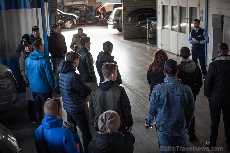 Madonā norisinājās Latvijas Volvo apvienības sezonas atklāšanas pasākums, kurā piedalījās vairāk kā 50 dalībnieki no dažādām Latvijas pusēm Madonā norisinājās Latvijas Volvo apvienības sezonas atklāšanas pasākums, kurā piedalījās vairāk kā 50 dalībnieki no dažādām Latvijas pusēm 249943