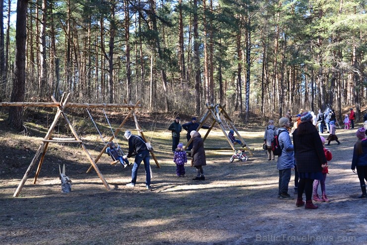 Brīvdabas muzejā kopā ar folkloras kopu Brīvdabas muzejā kopā ar folkloras kopu