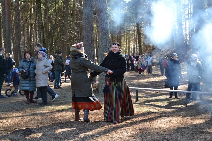 Brīvdabas muzejā kopā ar folkloras kopu Brīvdabas muzejā kopā ar folkloras kopu