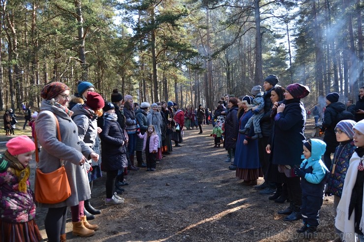Brīvdabas muzejā kopā ar folkloras kopu Brīvdabas muzejā kopā ar folkloras kopu