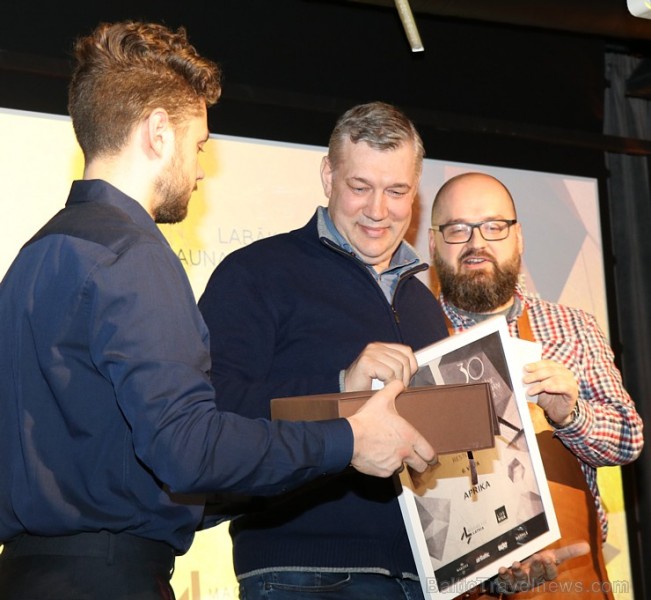 Travelnews.lv piedāvā dažus fotomirkļus no apbalvošanas ceremonijas «30 labākie Latvijas restorāni 2019» Travelnews.lv piedāvā dažus fotomirkļus no apbalvošanas ceremonijas «30 labākie Latvijas restorāni 2019» 250577