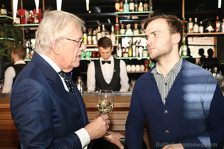 Travelnews.lv piedāvā dažus fotomirkļus no apbalvošanas ceremonijas «30 labākie Latvijas restorāni 2019» Travelnews.lv piedāvā dažus fotomirkļus no apbalvošanas ceremonijas «30 labākie Latvijas restorāni 2019» 250590