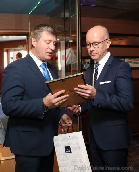 Prāmju kompānija «Tallink Grupp» uz «Romantika» klāja svin 30 gadu jubileju un 13 gadus Latvijā 250650