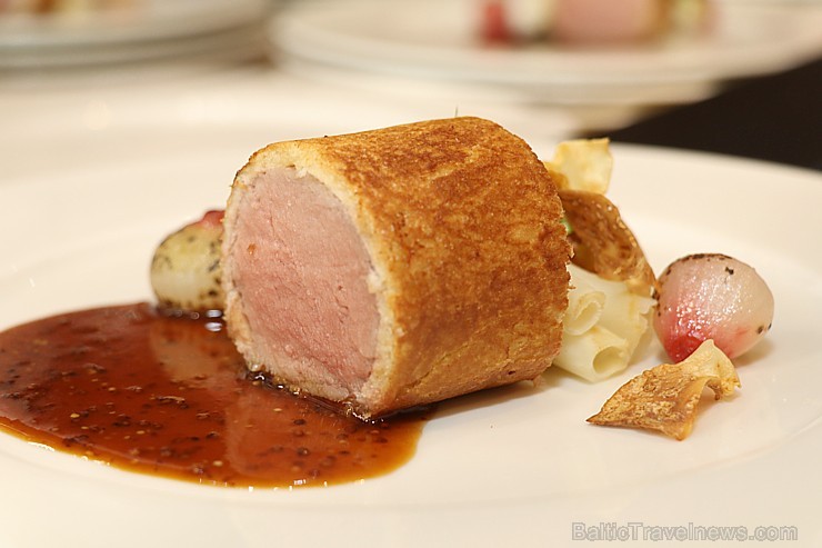 Travelnews.lv 5.04.2019 apmeklē igauņu šefpavāra Vladislava Djačuka garšīgo prezentāciju, ko organizē par godu «Bocuse d Or» Eiropas pusfinālam Tallin Travelnews.lv 5.04.2019 apmeklē igauņu šefpavāra Vladislava Djačuka garšīgo prezentāciju, ko organizē par godu «Bocuse d Or» Eiropas pusfinālam Tallin 250791