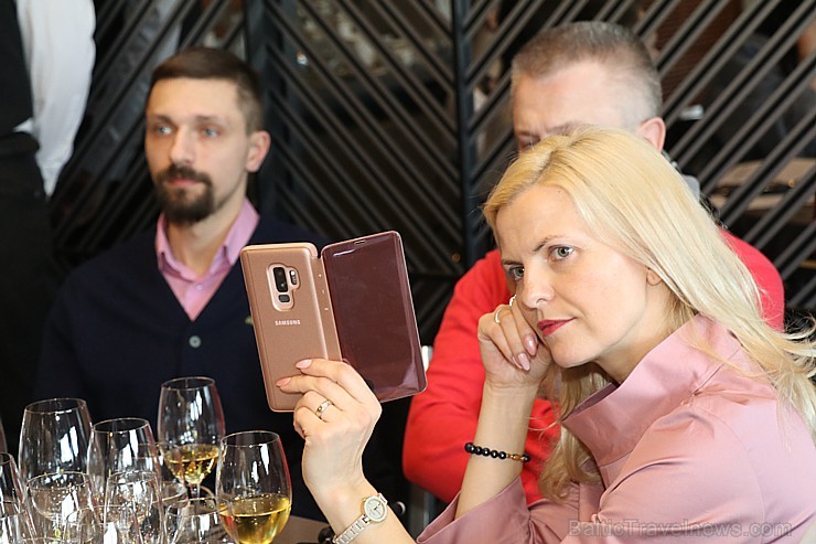 Travelnews.lv 5.04.2019 apmeklē igauņu šefpavāra Vladislava Djačuka garšīgo prezentāciju, ko organizē par godu «Bocuse d Or» Eiropas pusfinālam Tallin Travelnews.lv 5.04.2019 apmeklē igauņu šefpavāra Vladislava Djačuka garšīgo prezentāciju, ko organizē par godu «Bocuse d Or» Eiropas pusfinālam Tallin 250818