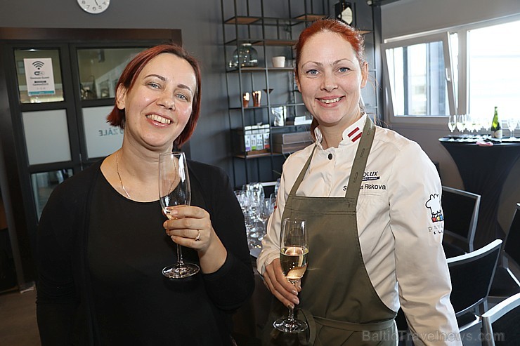 Travelnews.lv 5.04.2019 apmeklē igauņu šefpavāra Vladislava Djačuka garšīgo prezentāciju, ko organizē par godu «Bocuse d Or» Eiropas pusfinālam Tallin Travelnews.lv 5.04.2019 apmeklē igauņu šefpavāra Vladislava Djačuka garšīgo prezentāciju, ko organizē par godu «Bocuse d Or» Eiropas pusfinālam Tallin 250823