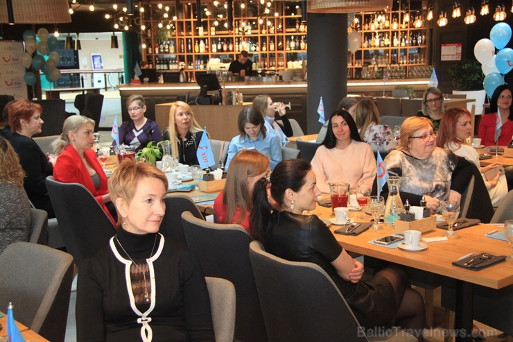 Tūroperators «TUI Baltics» kopā ar viesnīcu tīklu «RIXOS Hotel» rīko biznesa brokastis un prezentē plašās ceļojumu iespējas Tūroperators «TUI Baltics» kopā ar viesnīcu tīklu «RIXOS Hotel» rīko biznesa brokastis un prezentē plašās ceļojumu iespējas 250942