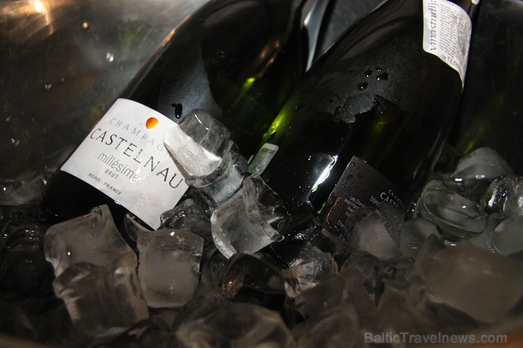 Vīna Studija degustācijas vakarā iepazīstina ar «Champagne Castelnau» šampaniešiem līdzās ar Evas Šubertas stāstu par šiem izcilajiem dzērieniem Vīna Studija degustācijas vakarā iepazīstina ar «Champagne Castelnau» šampaniešiem līdzās ar Evas Šubertas stāstu par šiem izcilajiem dzērieniem 251014