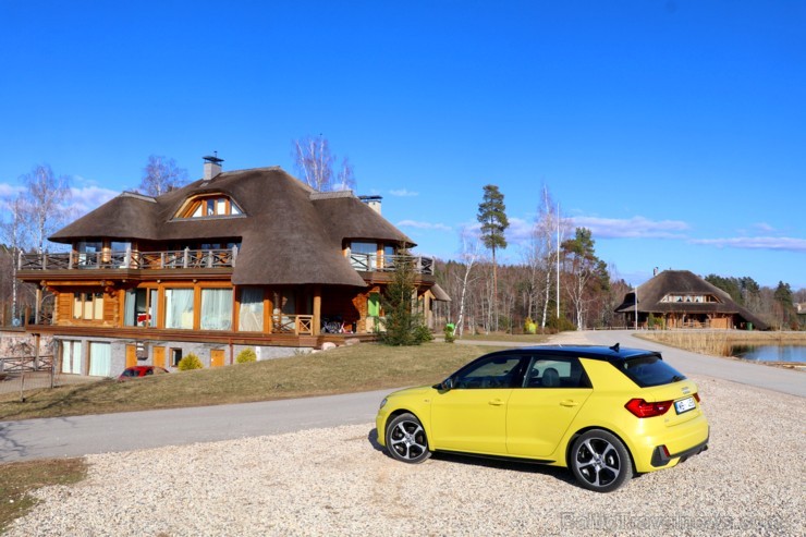Travelnews.lv ar jauno «Audi A1» apceļo Amatciemu un «Jonathan Spa Estate» 251504