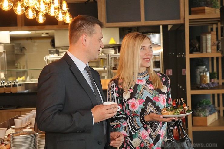 «TUI Latvia» brokastu gaisotnē iepazīstina ceļojumu konsultantus ar Turcijas viesnīcu «Cornelia Deluxe Golf Resort Hotel» «TUI Latvia» brokastu gaisotnē iepazīstina ceļojumu konsultantus ar Turcijas viesnīcu «Cornelia Deluxe Golf Resort Hotel» 251929