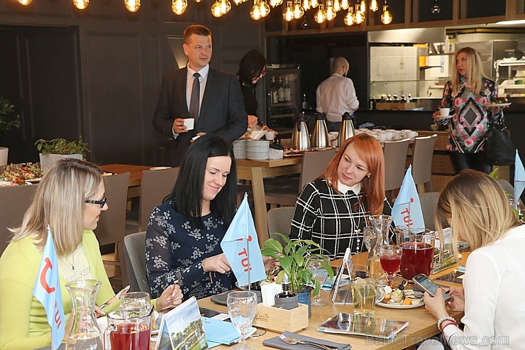 «TUI Latvia» brokastu gaisotnē iepazīstina ceļojumu konsultantus ar Turcijas viesnīcu «Cornelia Deluxe Golf Resort Hotel» «TUI Latvia» brokastu gaisotnē iepazīstina ceļojumu konsultantus ar Turcijas viesnīcu «Cornelia Deluxe Golf Resort Hotel» 251930