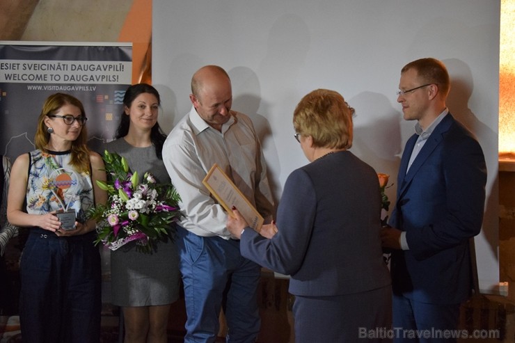 Daugavpils cietoksnī tika svinīgi atklāta Daugavpils pilsētas un novada jaunā 2019. gada tūrisma sezona. Pasākumā piedalījās pilsētas un novada tūrism Daugavpils cietoksnī tika svinīgi atklāta Daugavpils pilsētas un novada jaunā 2019. gada tūrisma sezona. Pasākumā piedalījās pilsētas un novada tūrism 252461