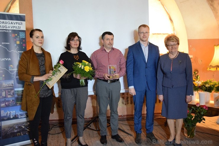 Daugavpils cietoksnī tika svinīgi atklāta Daugavpils pilsētas un novada jaunā 2019. gada tūrisma sezona. Pasākumā piedalījās pilsētas un novada tūrism Daugavpils cietoksnī tika svinīgi atklāta Daugavpils pilsētas un novada jaunā 2019. gada tūrisma sezona. Pasākumā piedalījās pilsētas un novada tūrism 252464