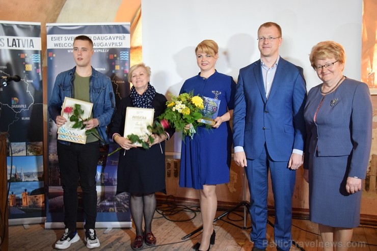 Daugavpils cietoksnī tika svinīgi atklāta Daugavpils pilsētas un novada jaunā 2019. gada tūrisma sezona. Pasākumā piedalījās pilsētas un novada tūrism Daugavpils cietoksnī tika svinīgi atklāta Daugavpils pilsētas un novada jaunā 2019. gada tūrisma sezona. Pasākumā piedalījās pilsētas un novada tūrism 252469
