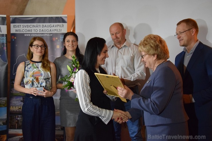 Daugavpils cietoksnī tika svinīgi atklāta Daugavpils pilsētas un novada jaunā 2019. gada tūrisma sezona. Pasākumā piedalījās pilsētas un novada tūrism Daugavpils cietoksnī tika svinīgi atklāta Daugavpils pilsētas un novada jaunā 2019. gada tūrisma sezona. Pasākumā piedalījās pilsētas un novada tūrism 252470
