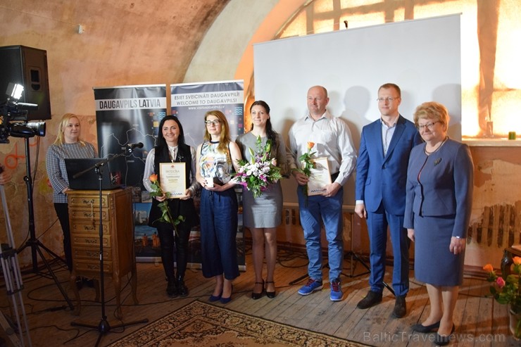 Daugavpils cietoksnī tika svinīgi atklāta Daugavpils pilsētas un novada jaunā 2019. gada tūrisma sezona. Pasākumā piedalījās pilsētas un novada tūrism Daugavpils cietoksnī tika svinīgi atklāta Daugavpils pilsētas un novada jaunā 2019. gada tūrisma sezona. Pasākumā piedalījās pilsētas un novada tūrism 252472