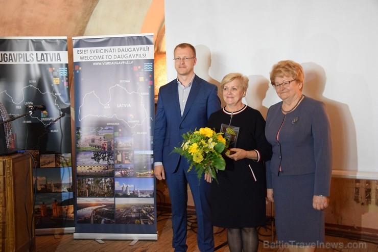 Daugavpils cietoksnī tika svinīgi atklāta Daugavpils pilsētas un novada jaunā 2019. gada tūrisma sezona. Pasākumā piedalījās pilsētas un novada tūrism Daugavpils cietoksnī tika svinīgi atklāta Daugavpils pilsētas un novada jaunā 2019. gada tūrisma sezona. Pasākumā piedalījās pilsētas un novada tūrism 252473
