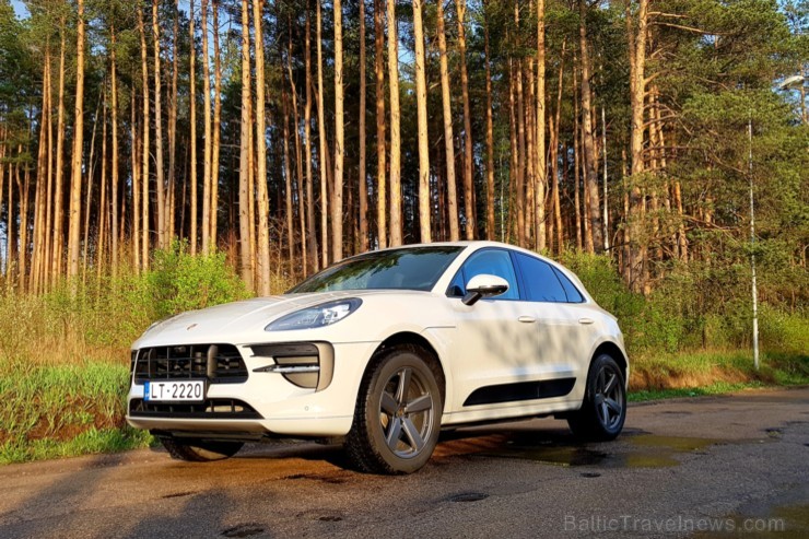 Travelnews.lv apceļo Latgali un Sēliju ar jauno «Porsche Macan» 252645