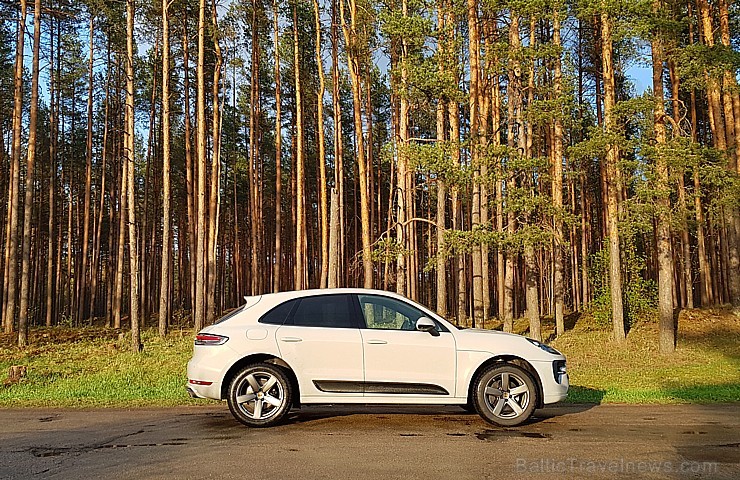 Travelnews.lv apceļo Latgali un Sēliju ar jauno «Porsche Macan» 252647