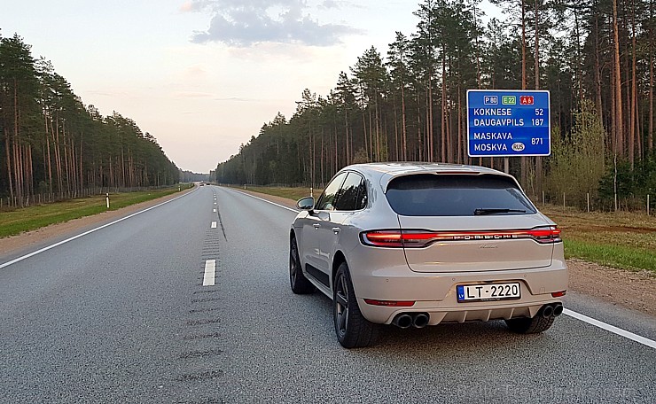 Travelnews.lv apceļo Latgali un Sēliju ar jauno «Porsche Macan» 252649
