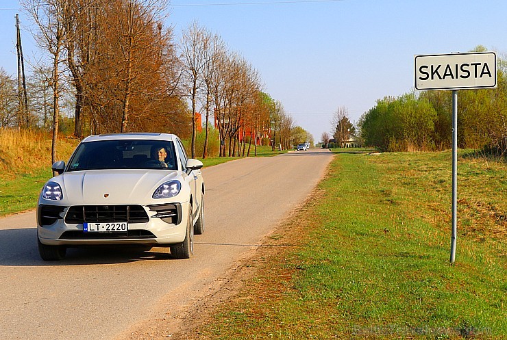 Travelnews.lv apceļo Latgali un Sēliju ar jauno «Porsche Macan» 252672