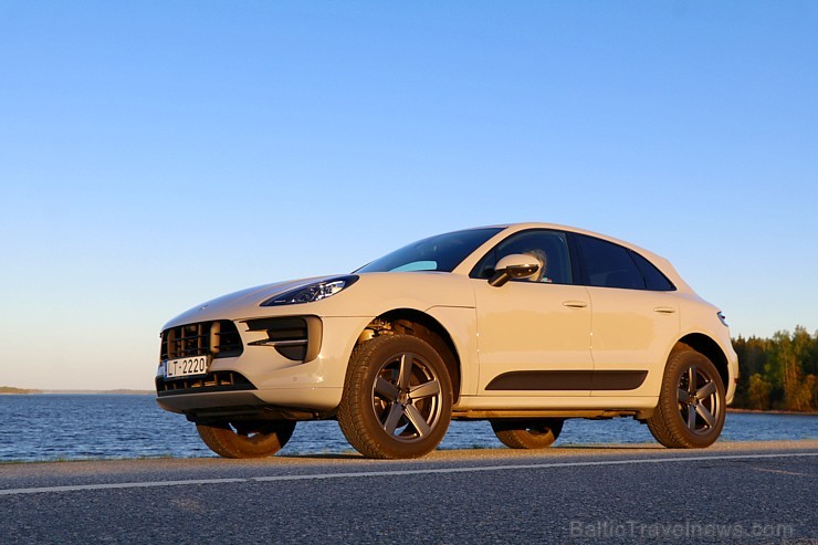 Travelnews.lv apceļo Latgali un Sēliju ar jauno «Porsche Macan» 252694