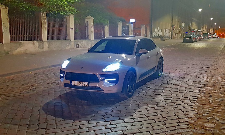 Travelnews.lv apceļo Latgali un Sēliju ar jauno «Porsche Macan» 252699