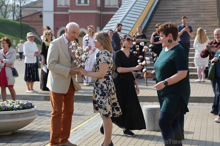 Ar mākslas lekciju, filmas demonstrāciju, diskusiju un jaunās izstāžu sezonas atklāšanu Daugavpils Marka Rotko mākslas centrs atzīmēja 6 gadu pastāvēš Ar mākslas lekciju, filmas demonstrāciju, diskusiju un jaunās izstāžu sezonas atklāšanu Daugavpils Marka Rotko mākslas centrs atzīmēja 6 gadu pastāvēš 252715