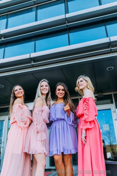 Modeles izvēlējās dažādas telpas un fonus. AVALON HOTEL & Conferences telpu daudzveidība, jo īpaši iepriecināja pasākuma teju tūkstoti pasākuma sekotā Modeles izvēlējās dažādas telpas un fonus. AVALON HOTEL & Conferences telpu daudzveidība, jo īpaši iepriecināja pasākuma teju tūkstoti pasākuma sekotā 252728