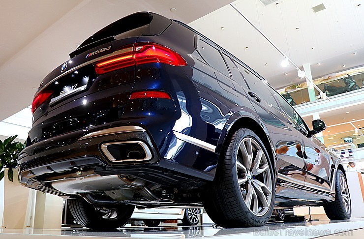 Latvijā prezentē 11.05.2019 pirmo luksus klases apvidus automobili «BMW X7» 253754