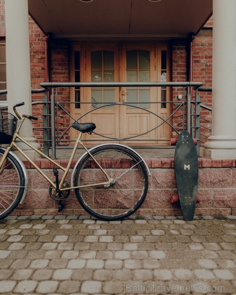 Ar dejām lietū, mīšanos pa sauli un dokumentālo filmu skatīšanos Valmierā aizvadīts neparasts nedēļas nogales piedzīvojums - festivāls Kino Pedālis Ar dejām lietū, mīšanos pa sauli un dokumentālo filmu skatīšanos Valmierā aizvadīts neparasts nedēļas nogales piedzīvojums - festivāls Kino Pedālis 253819