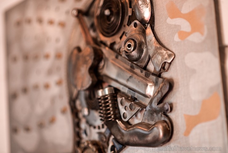 Moto & Metal NESTER CUSTOM mākslas galerija Preiļos ir izklaides komplekss ar izstāžu zālēm, individualizētiem motocikliem un metāla mākslas skulptūrā Moto & Metal NESTER CUSTOM mākslas galerija Preiļos ir izklaides komplekss ar izstāžu zālēm, individualizētiem motocikliem un metāla mākslas skulptūrā 253906