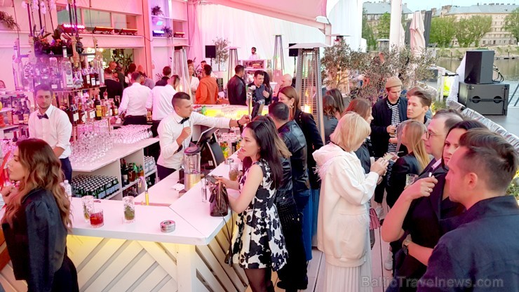 Andrejostas restorāns «Aqua Luna restaurant & bar» 17.05.2019 ar košu pasākumu atklāj vasaras sezonu Andrejostas restorāns «Aqua Luna restaurant & bar» 17.05.2019 ar košu pasākumu atklāj vasaras sezonu 254119