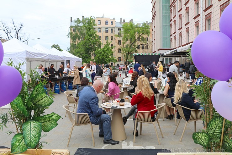 Rīgas 4 zvaigžņu viesnīca «Mercure Riga Centre» 17.05.2019 ar bagātīgu mielastu atzīmē 5 gadu jubileju Rīgas 4 zvaigžņu viesnīca «Mercure Riga Centre» 17.05.2019 ar bagātīgu mielastu atzīmē 5 gadu jubileju 254228
