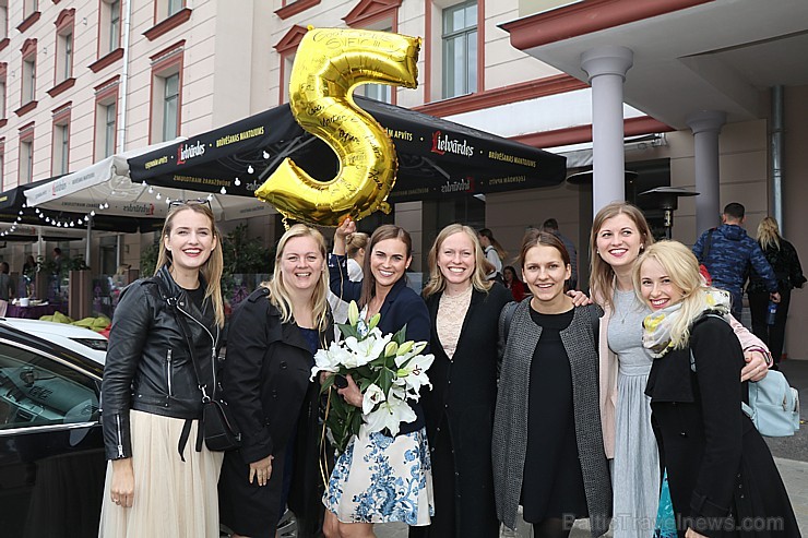 Rīgas 4 zvaigžņu viesnīca «Mercure Riga Centre» 17.05.2019 ar bagātīgu mielastu atzīmē 5 gadu jubileju Rīgas 4 zvaigžņu viesnīca «Mercure Riga Centre» 17.05.2019 ar bagātīgu mielastu atzīmē 5 gadu jubileju 254230