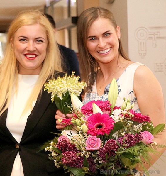 Rīgas 4 zvaigžņu viesnīca «Mercure Riga Centre» 17.05.2019 ar bagātīgu mielastu atzīmē 5 gadu jubileju Rīgas 4 zvaigžņu viesnīca «Mercure Riga Centre» 17.05.2019 ar bagātīgu mielastu atzīmē 5 gadu jubileju 254253