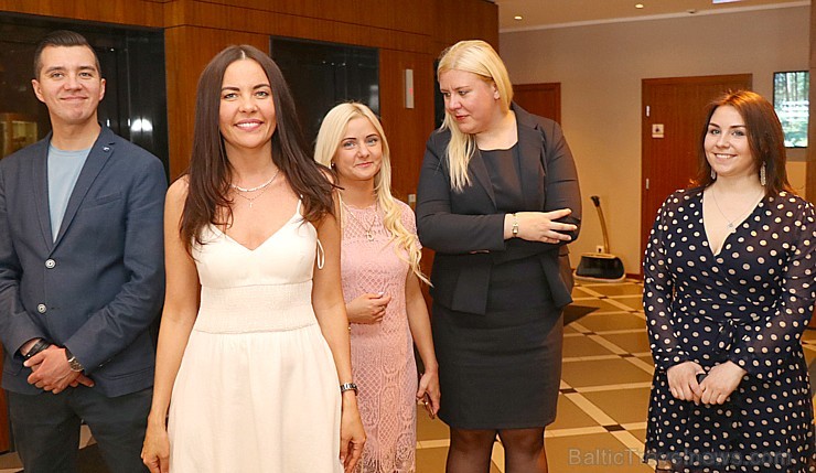 Rīgas 4 zvaigžņu viesnīca «Mercure Riga Centre» 17.05.2019 ar bagātīgu mielastu atzīmē 5 gadu jubileju Rīgas 4 zvaigžņu viesnīca «Mercure Riga Centre» 17.05.2019 ar bagātīgu mielastu atzīmē 5 gadu jubileju 254256