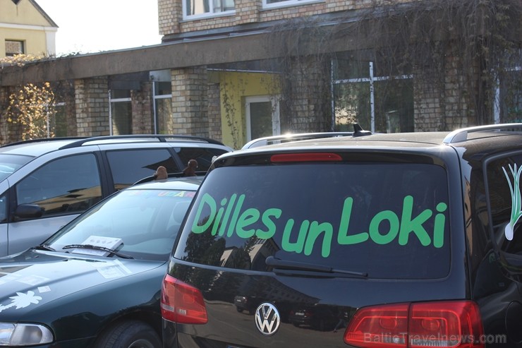 Rallija laikā ceļa posma P 37 apkārtnē tika apskatīti 25 tūrisma objekti. Šogad cīņā par galvenajām balvām devās 151 komanda ar vairāk nekā 670 dalībn Rallija laikā ceļa posma P 37 apkārtnē tika apskatīti 25 tūrisma objekti. Šogad cīņā par galvenajām balvām devās 151 komanda ar vairāk nekā 670 dalībn 254271