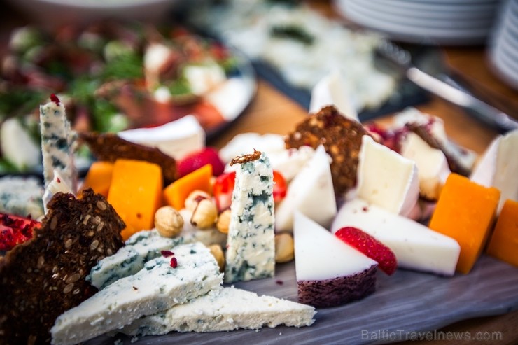 Pavadi neaizmirstamu laiku kopā ar draugiem vai ģimeni gardākajā vakara grill-brančā skaistākajā Pierīgas terasē Hotel Baltvilla, kuru atklās 24.05.20 Pavadi neaizmirstamu laiku kopā ar draugiem vai ģimeni gardākajā vakara grill-brančā skaistākajā Pierīgas terasē Hotel Baltvilla, kuru atklās 24.05.20 254627