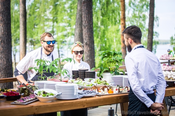 Pavadi neaizmirstamu laiku kopā ar draugiem vai ģimeni gardākajā vakara grill-brančā skaistākajā Pierīgas terasē Hotel Baltvilla, kuru atklās 24.05.20 Pavadi neaizmirstamu laiku kopā ar draugiem vai ģimeni gardākajā vakara grill-brančā skaistākajā Pierīgas terasē Hotel Baltvilla, kuru atklās 24.05.20 254639