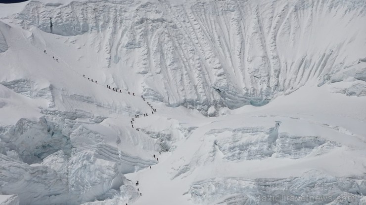 Tūroperatora Alida Tūrs valdes priekšsēdētājs Arno Ter-Saakovs piepildījis savu sapni un sasniedzis pasaules augstāko virsotni Everestu Tūroperatora Alida Tūrs valdes priekšsēdētājs Arno Ter-Saakovs piepildījis savu sapni un sasniedzis pasaules augstāko virsotni Everestu 254663