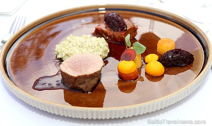 «Schwarzreiter» garša no Michelin pavāres Maike Menzel ir baudāma 2 dienas Rīgā - restorānā «Stage22» 254704