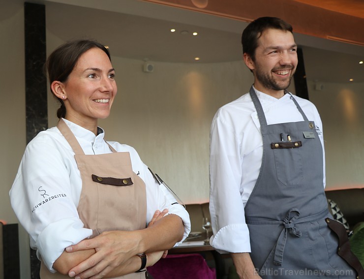 «Schwarzreiter» garša no Michelin pavāres Maike Menzel ir baudāma 2 dienas Rīgā - restorānā «Stage22» «Schwarzreiter» garša no Michelin pavāres Maike Menzel ir baudāma 2 dienas Rīgā - restorānā «Stage22» 254710