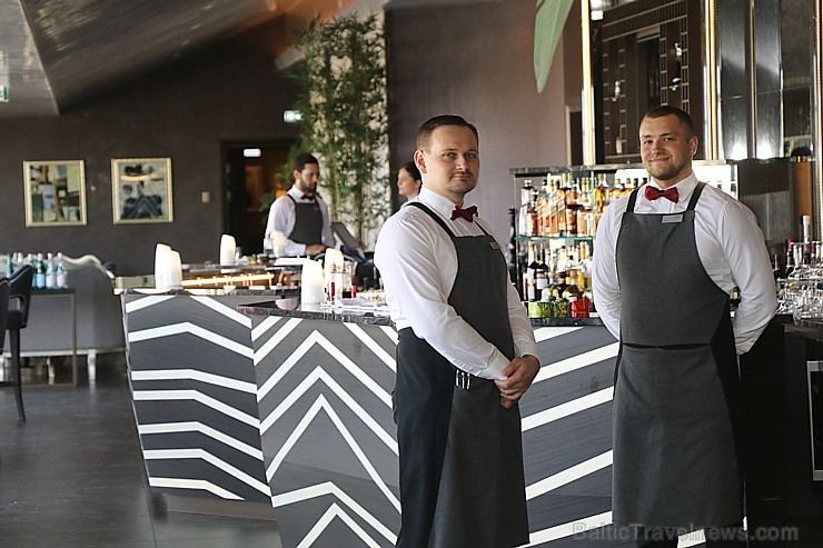 «Schwarzreiter» garša no Michelin pavāres Maike Menzel ir baudāma 2 dienas Rīgā - restorānā «Stage22» «Schwarzreiter» garša no Michelin pavāres Maike Menzel ir baudāma 2 dienas Rīgā - restorānā «Stage22» 254716