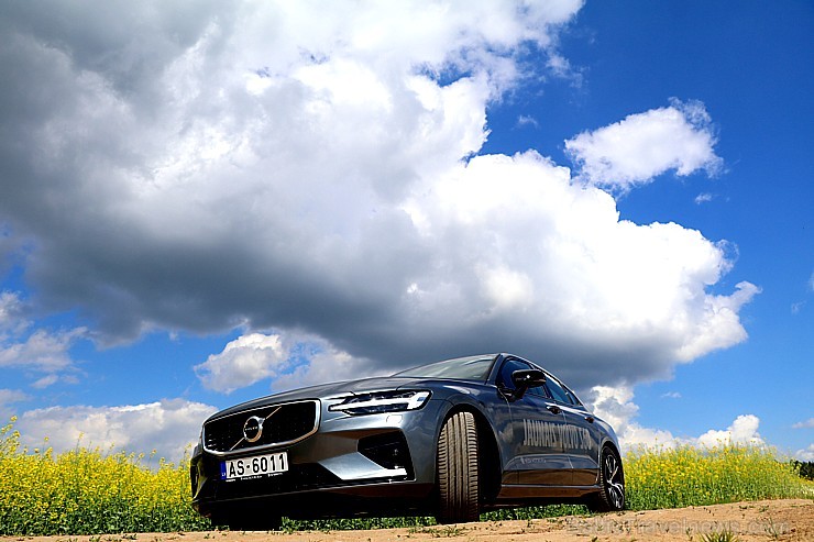 Travelnews.lv apceļo Latgali ar jauno un 250 zirgspēku «Volvo S60 R-desing T5 FWD» 255063