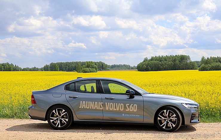 Travelnews.lv apceļo Latgali ar jauno un 250 zirgspēku «Volvo S60 R-desing T5 FWD» 255064